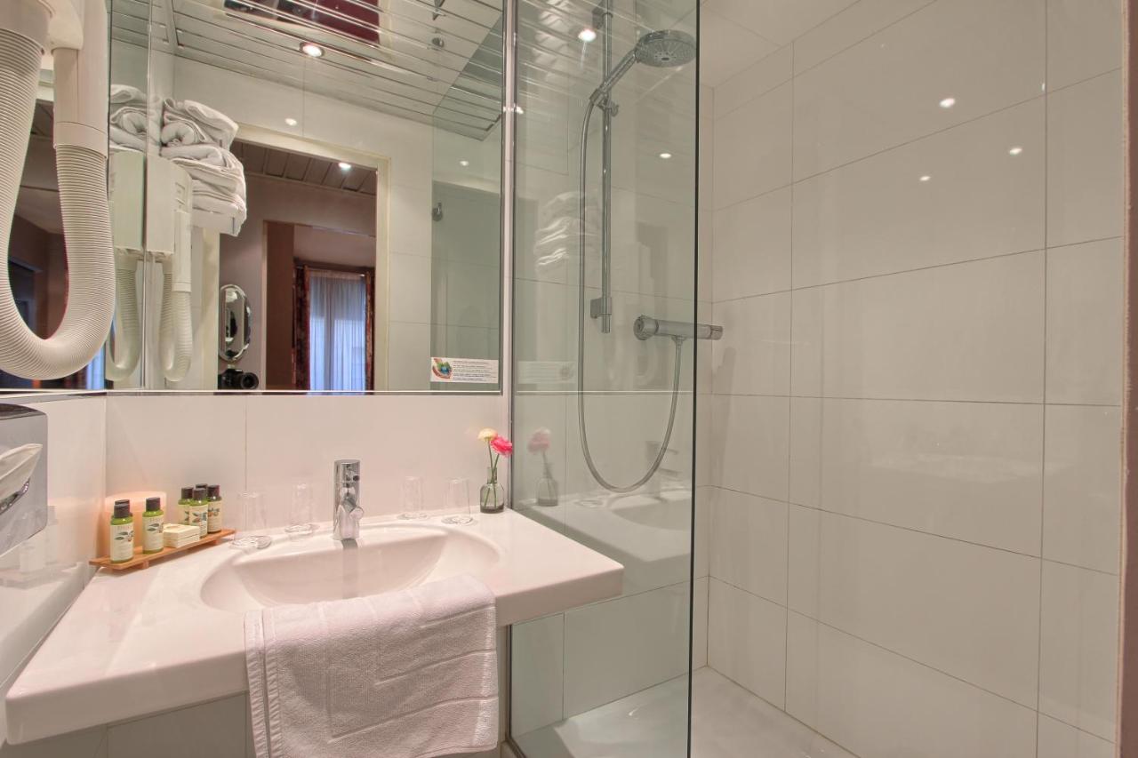 Hôtel Des Marronniers Paris - Salle de bain